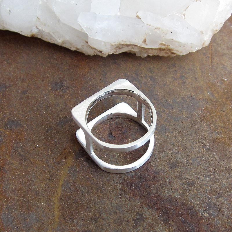 平行線 S925銀 原創設計極簡幾何立體框架純銀戒指 - 戒指 - 純銀 銀色