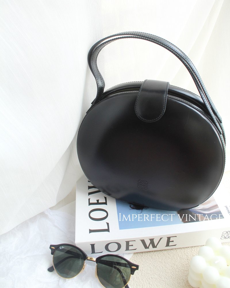 Loewe vintage handbag - กระเป๋าถือ - หนังแท้ สีดำ