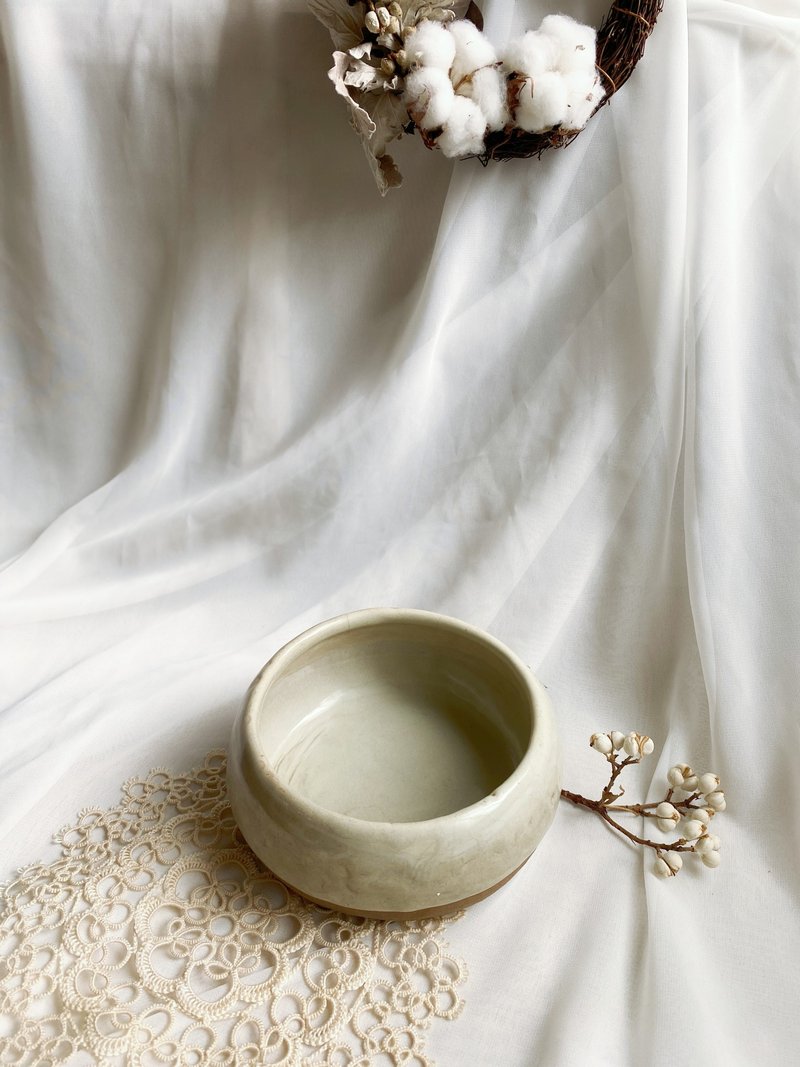 [Good Day Fetish] Handmade ceramic glazed two-color pottery bowl storage tray - Storage - Pottery Brown