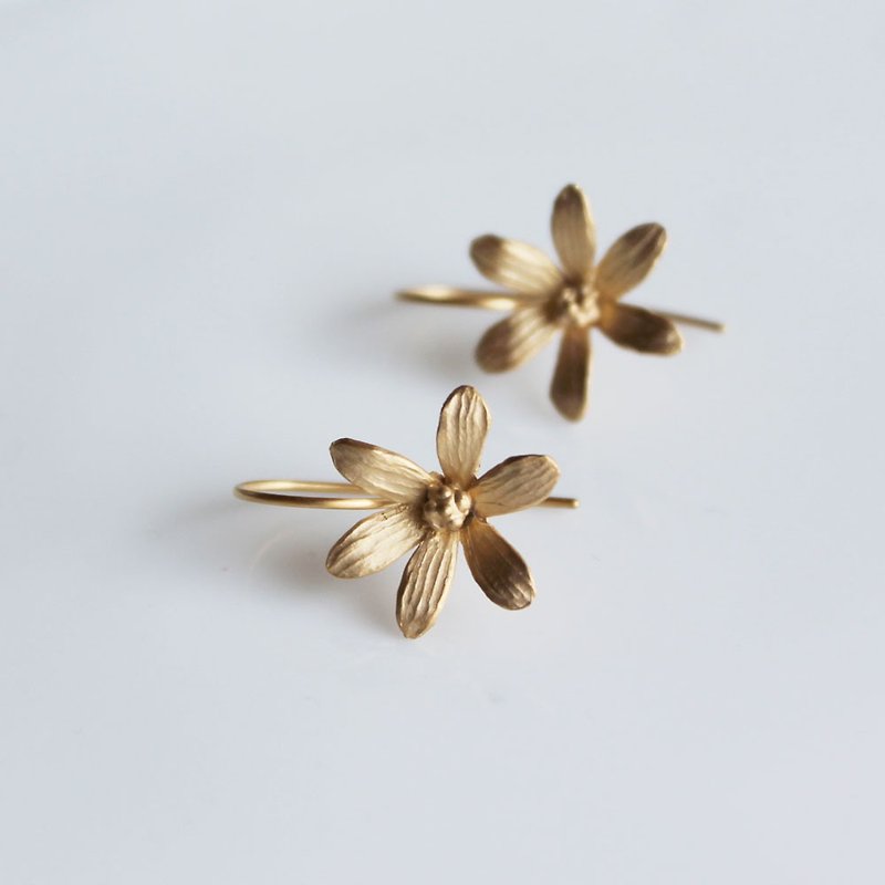 6枚の花びらのピアス - 耳環/耳夾 - 貴金屬 金色
