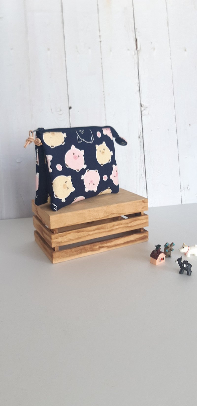 Piggy's five-layer bag gives the best gift to yourself and your favorite person - Coin Purses - Cotton & Hemp 