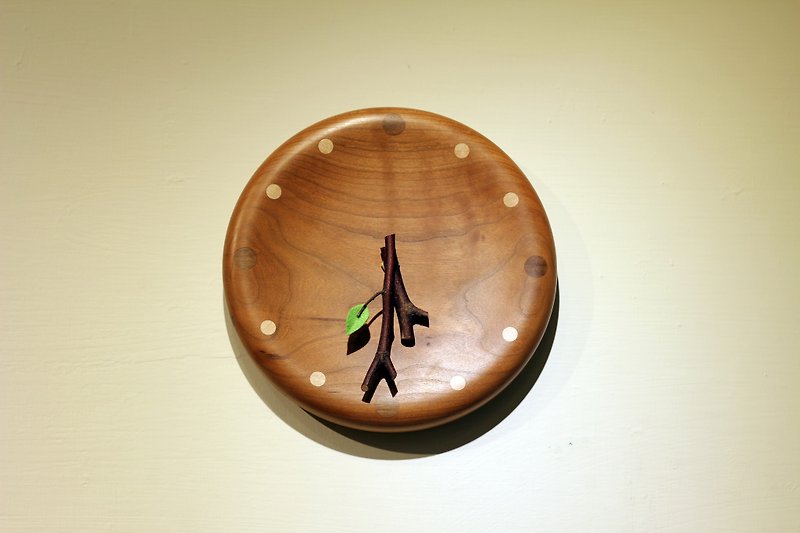 Bell - the last leaf - Clocks - Wood Black