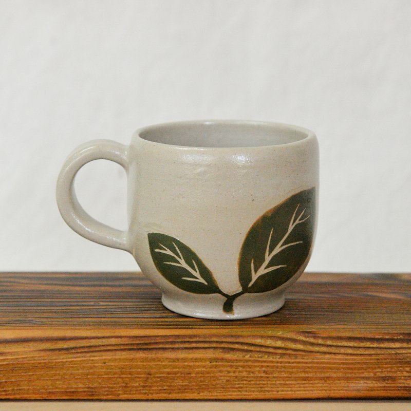 Pottery made. Tea Cup/Coffee Cup - แก้วมัค/แก้วกาแฟ - ดินเผา สีกากี