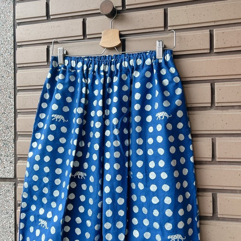 Gujia Cotton and Linen Origin Leopard-Adult Riding Pants in stock - ชุดเดรส - ผ้าฝ้าย/ผ้าลินิน หลากหลายสี