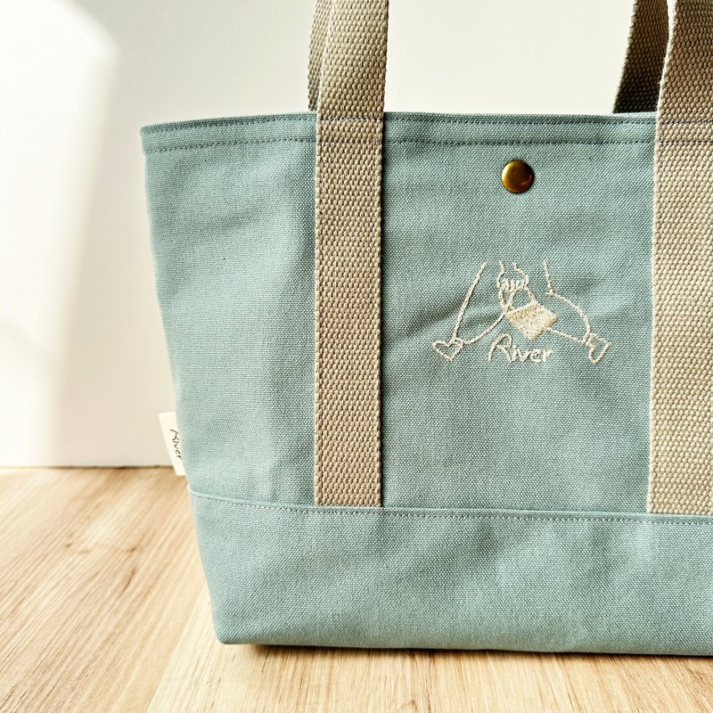 [River] Hand-held tote embroidered River bag/light aqua - Handbags & Totes - Cotton & Hemp Blue