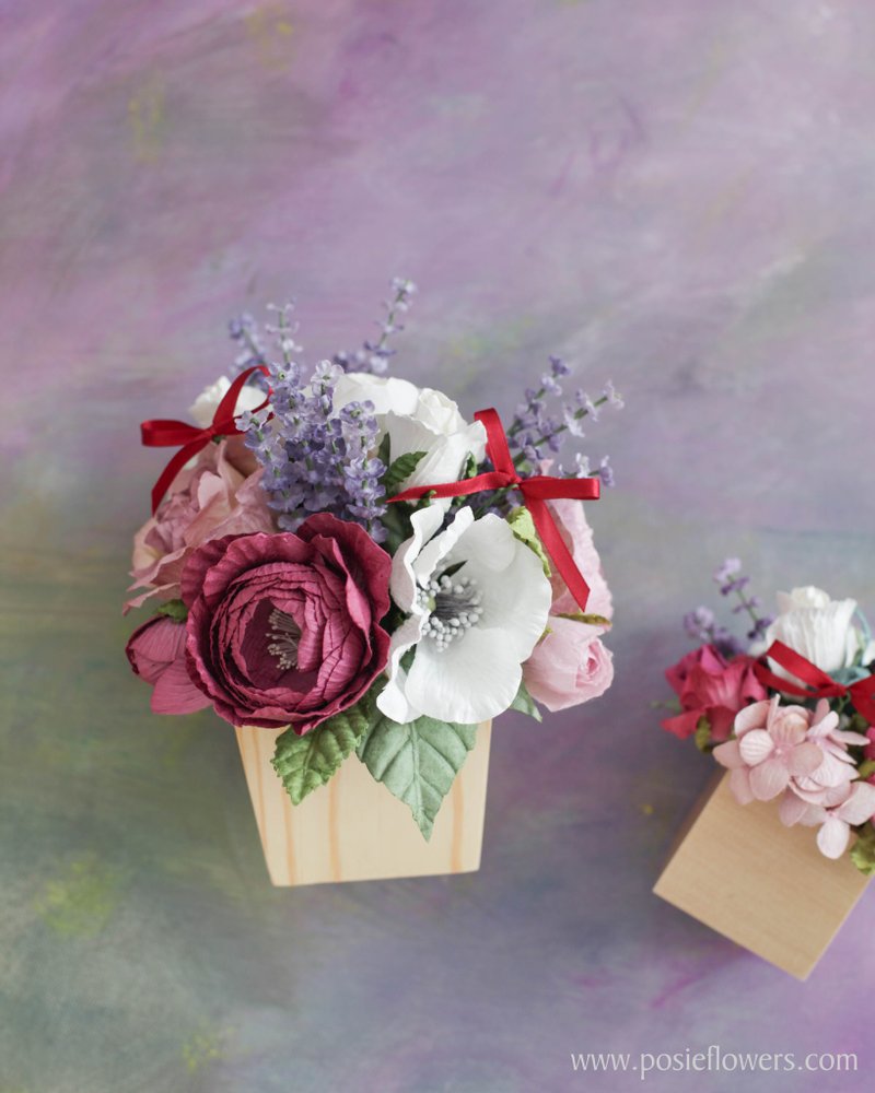 MERINDA - Artificial Paper Flowers Wooden Table Pot - 香氛/精油/擴香 - 紙 紫色