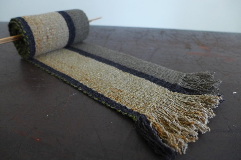 鐵鏽染手織茶席巾 - 擺飾/家飾品 - 絲．絹 金色
