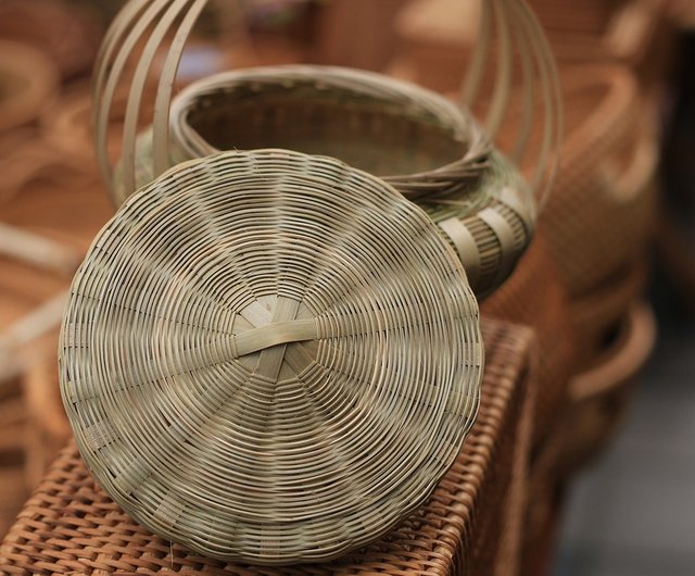 竹製編み込みバスケット 竹編みシリーズ | 蓋付きの小さなポータブル竹バスケット、自然