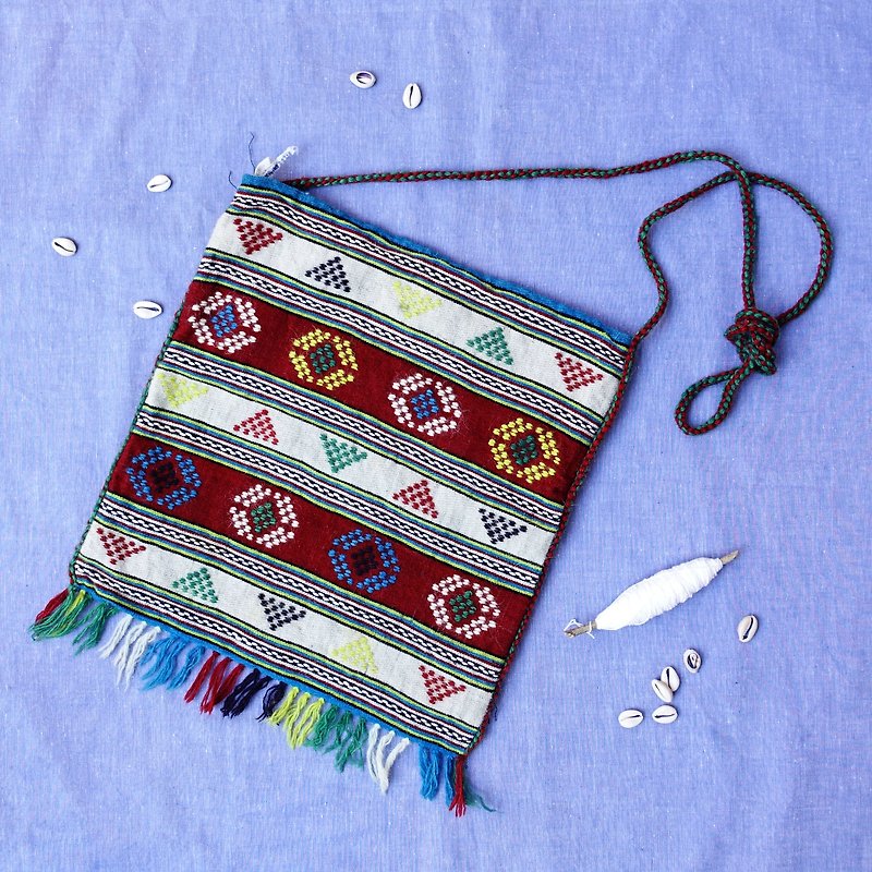 BajuTua / vintage / Greek tribal totem of pure hand-woven wool bag - กระเป๋าแมสเซนเจอร์ - ขนแกะ หลากหลายสี