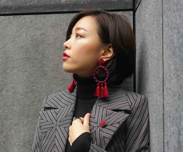 Moment S エターナルループロングノットタッセルピアス ショップ Momentaneous ピアス イヤリング Pinkoi