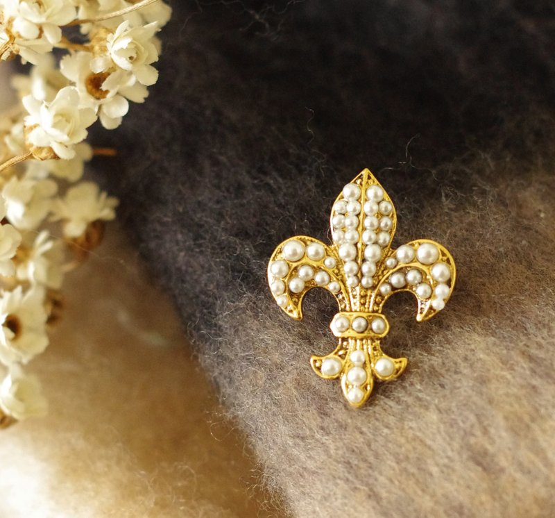 古董 Vintage- 金色 fleur-de-lis 法國國花鳶尾花珍珠別針胸針 - 胸針 - 其他金屬 金色