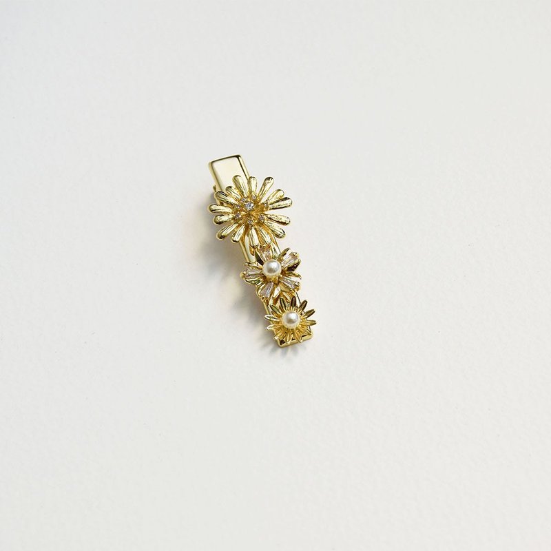 [Spring and Summer New Product] Blooming Stone Bronze Hair Clip - เครื่องประดับผม - ไข่มุก สีทอง