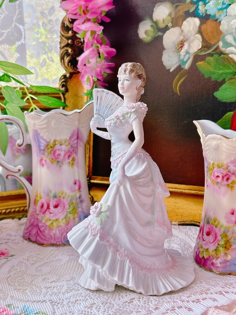 1991 年英國製 Coalport 手工手繪限量瓷娃 限量編號 畫師簽名 - 擺飾/家飾品 - 瓷 粉紅色