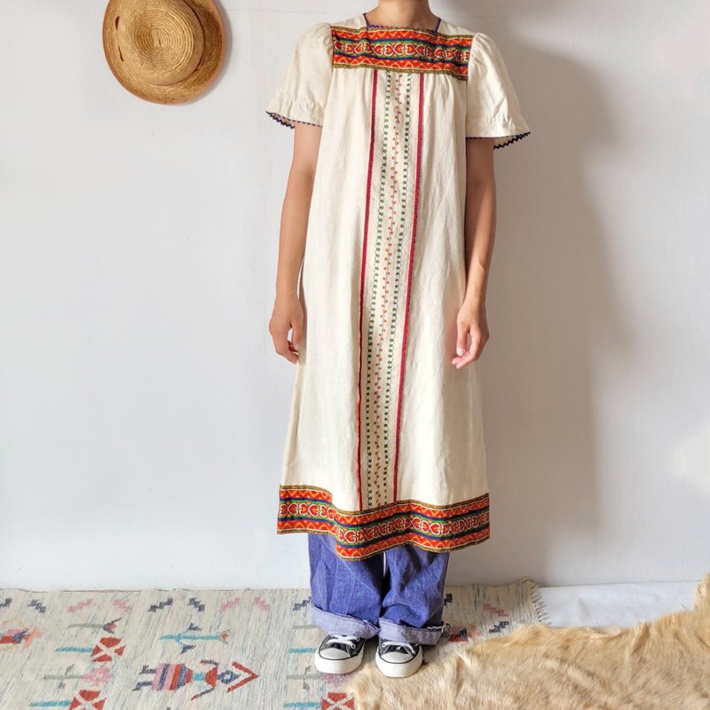 BajuTua / Vintage / 70's American Made Ethnic Totem Dress - ชุดเดรส - ผ้าฝ้าย/ผ้าลินิน ขาว