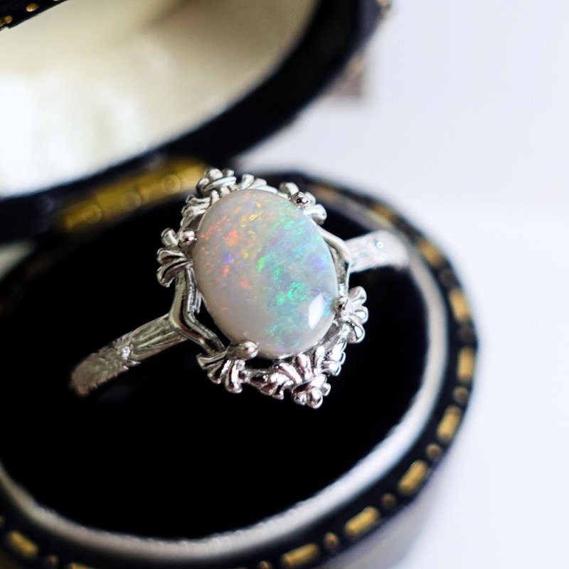 Australian opal natural raw ore changes color and rich classical palace style design sterling silver ring customized model - แหวนทั่วไป - เงินแท้ หลากหลายสี