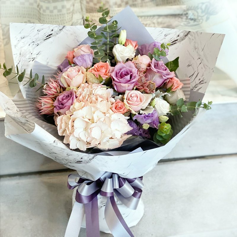 Marbled Rose and Hydrangea Flower Bouquet | First Choice for Graduate Day | Pick up in Taipei - Dried Flowers & Bouquets - Plants & Flowers Pink