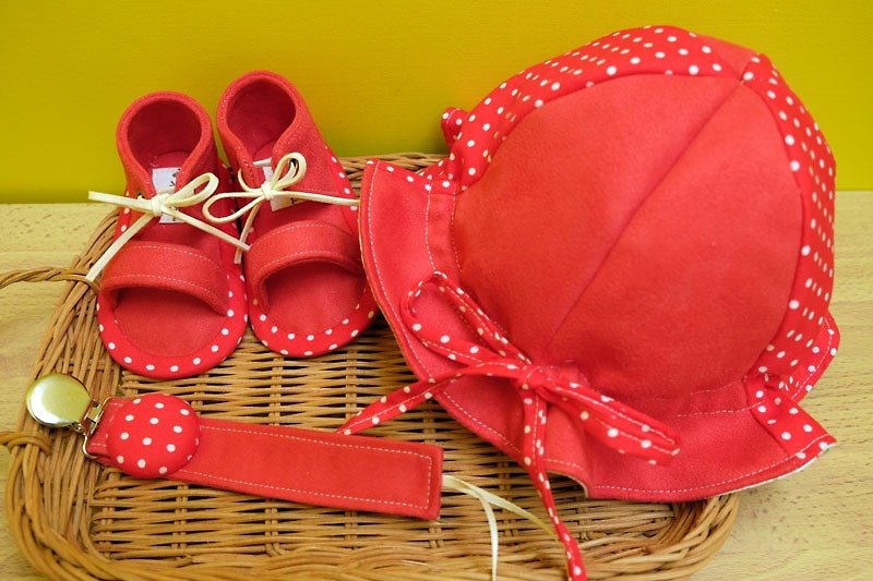 Cute / hipster / sandals / baby shoes / toddler shoes / pacifier clip / visor / full moon ceremony / moon gift box - รองเท้าเด็ก - ผ้าฝ้าย/ผ้าลินิน 