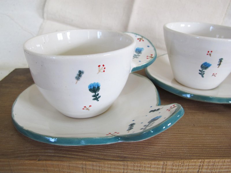 Grass handle cup group - Mugs - Porcelain 