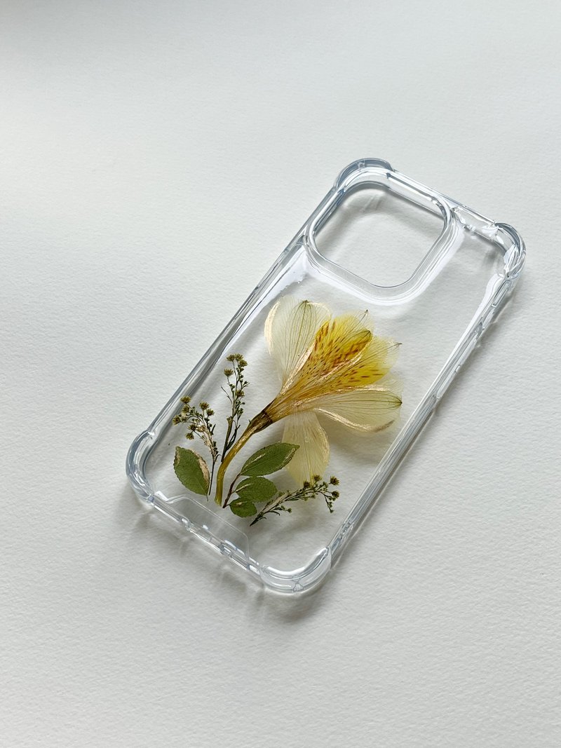 水仙百合 押花 手機殼 IPhone 15 pro - 手機殼/手機套 - 塑膠 黃色