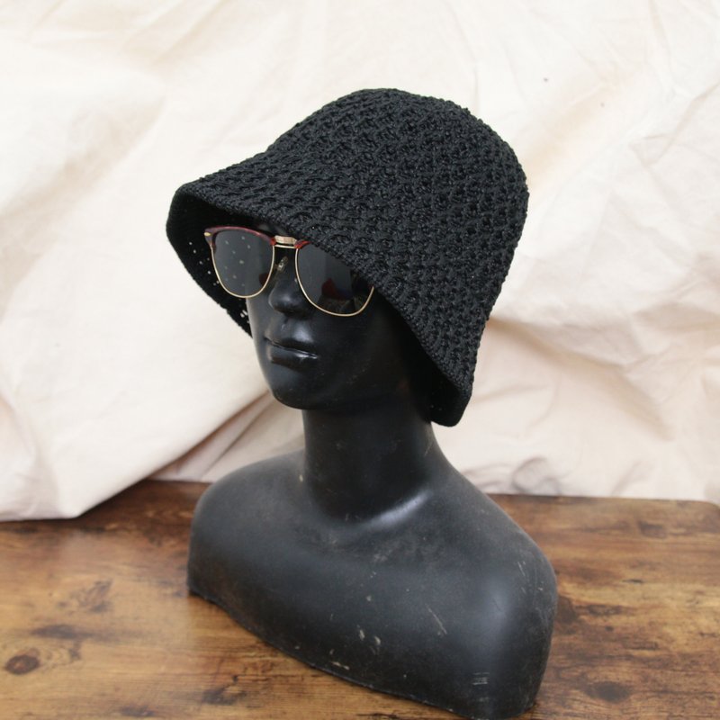 Back to Green:: 戶外漁夫帽 黑色編織 漁夫帽 d-17//vintage hat - 帽子 - 棉．麻 