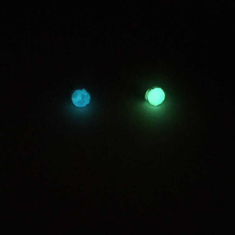 夜光玻璃球耳環 - 心靈深處的吶喊 - 耳環/耳夾 - 玻璃 藍色