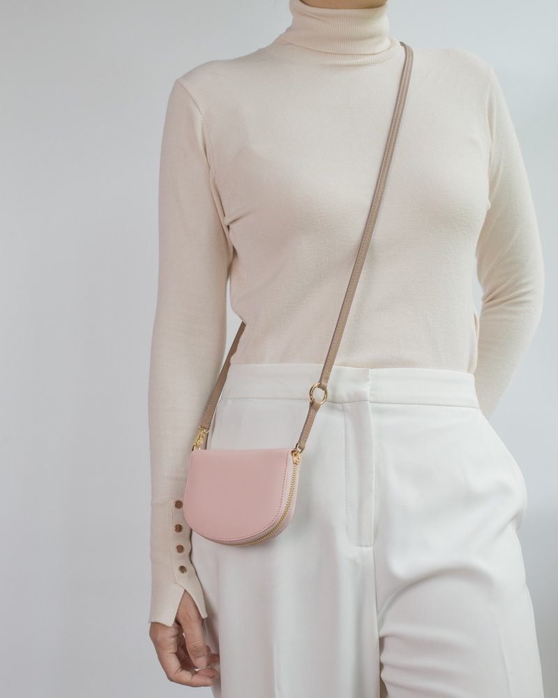 ZIP-AROUND ARCH leather wallet in Pink-taupe - 錢包/皮夾/長短夾 - 真皮 粉紅色