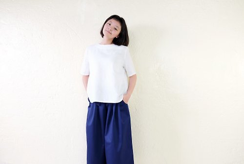 hikidashi 抽屜工作室 【現貨】微傘狀五分袖上衣/白色棉麻