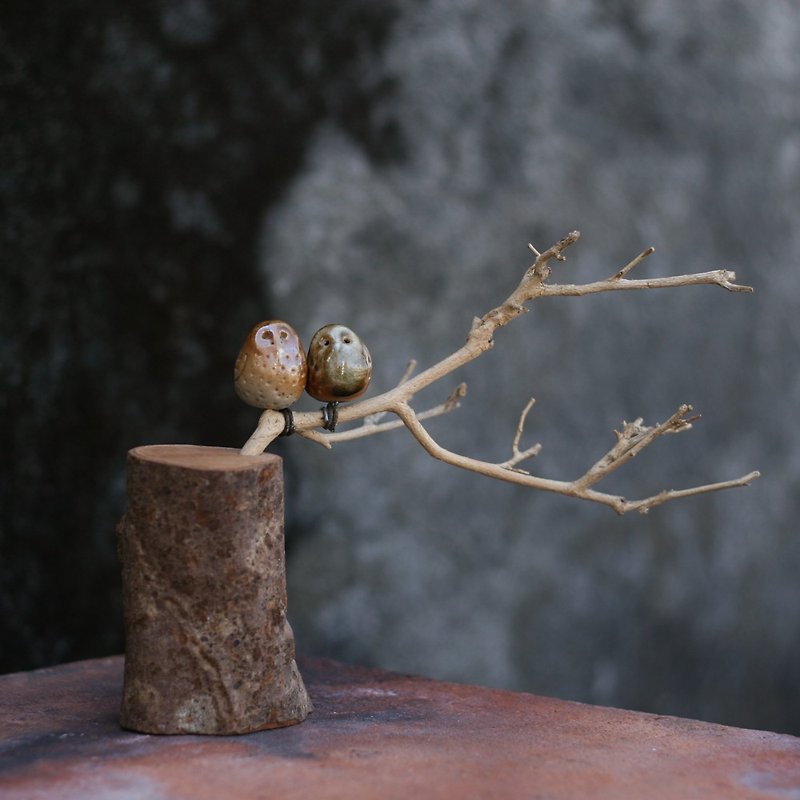 Branch lover round owl - ของวางตกแต่ง - ดินเผา สีนำ้ตาล