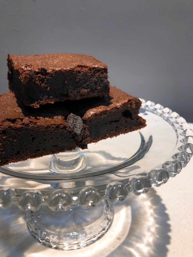 【空際雲城】濃郁巧克力布朗尼 - 蛋糕/甜點 - 新鮮食材 咖啡色