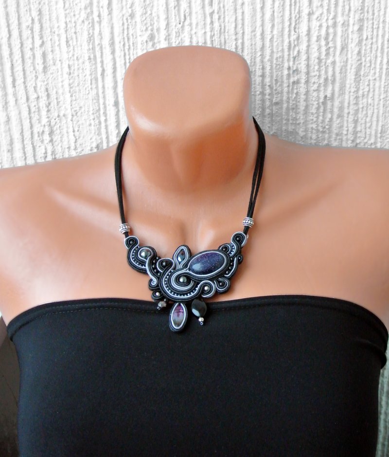 Black Necklace with Aventurine stone, Handmade Designer Necklace - 項鍊 - 石頭 黑色