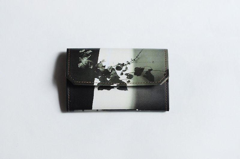 Handmade Paper Purse - Time suspended - กระเป๋าใส่เหรียญ - กระดาษ สีดำ