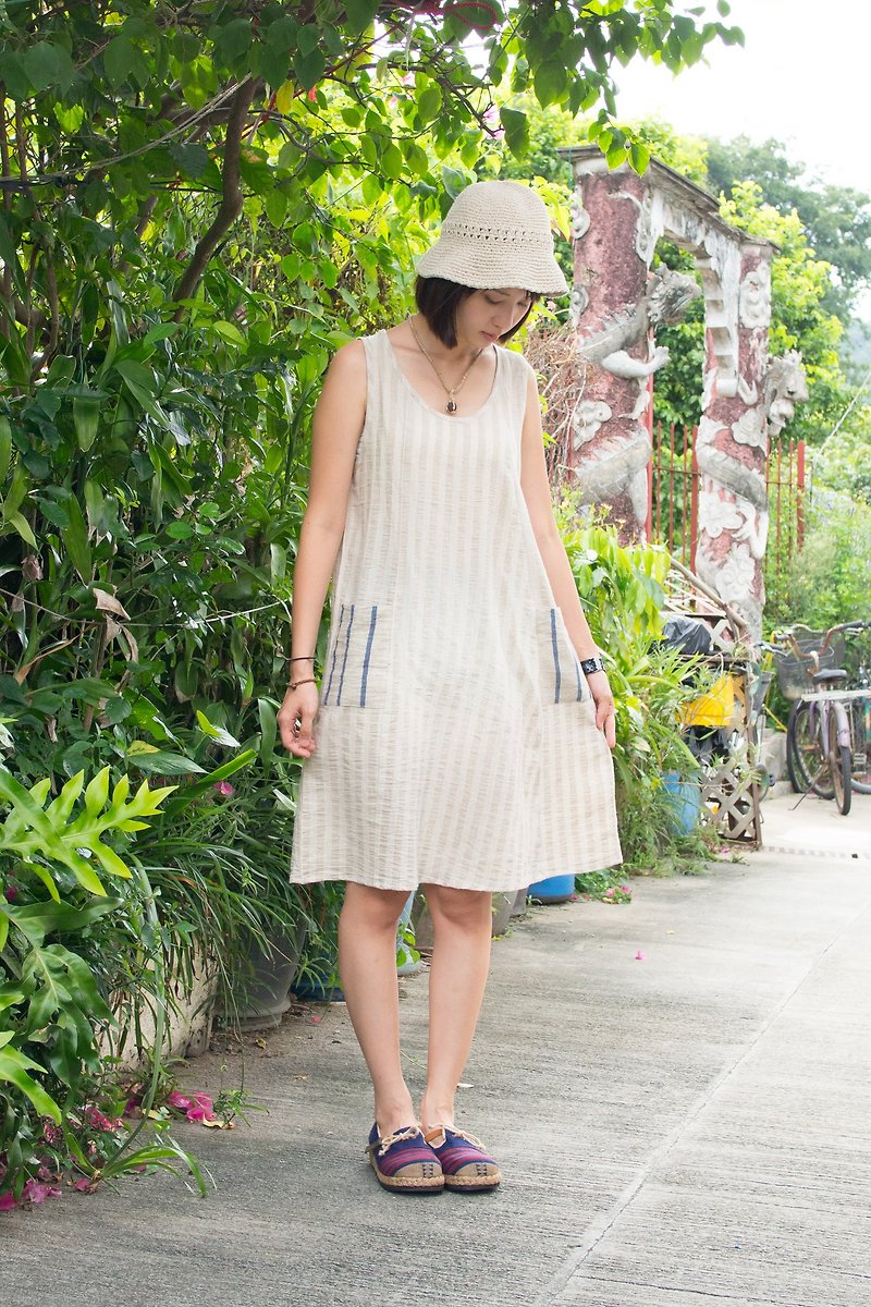EARTH.er │ cotton blend Dress - white ● Blended Cotton and Linen Piece Skirt One - White│ :: :: Hong Kong original design brand - ชุดเดรส - ผ้าฝ้าย/ผ้าลินิน ขาว