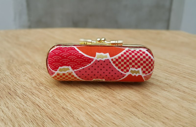 Hot stamping Mount Fuji sweet strawberry color good luck stamp box gold stamp box universal box/single seal box - ตราปั๊ม/สแตมป์/หมึก - ผ้าฝ้าย/ผ้าลินิน 