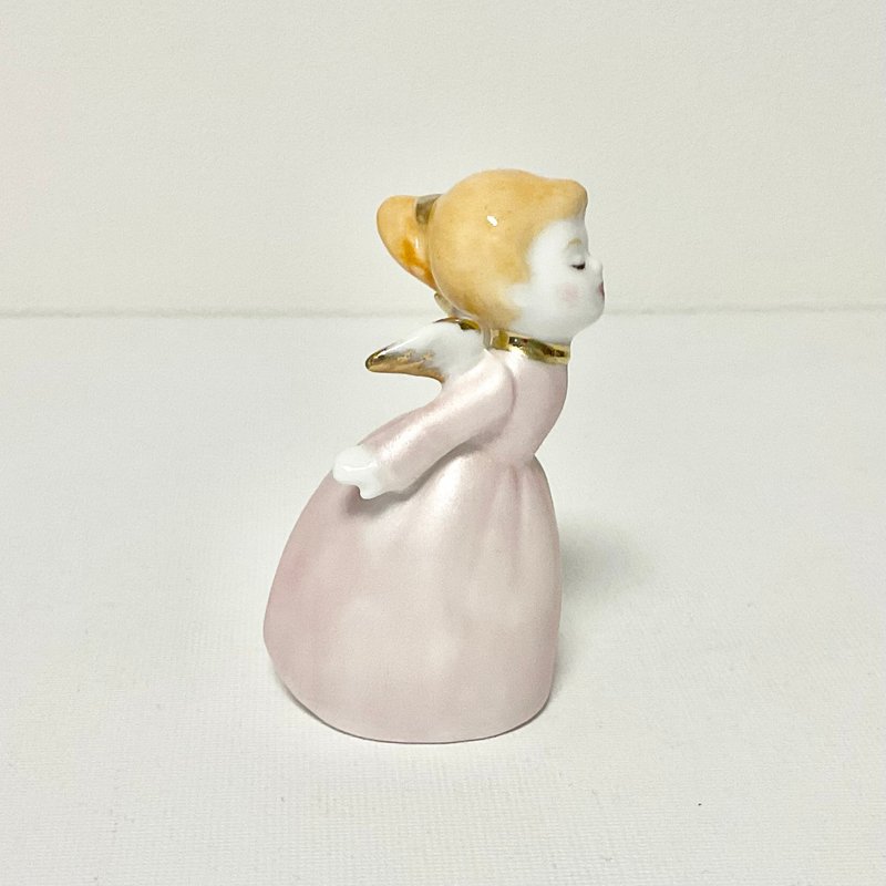 Kissing Angel with pearl pink dress - ตุ๊กตา - เครื่องลายคราม สึชมพู