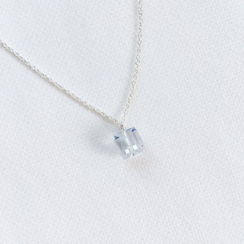 Blue gift box clavicle chain S925 sterling silver necklace anti-allergy - Necklaces - Sterling Silver Blue