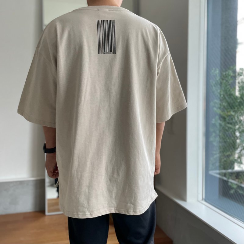 【ユニセックス】サイドスリット ビッグシルエットTシャツ【ベージュ】 - 女 T 恤 - 棉．麻 卡其色