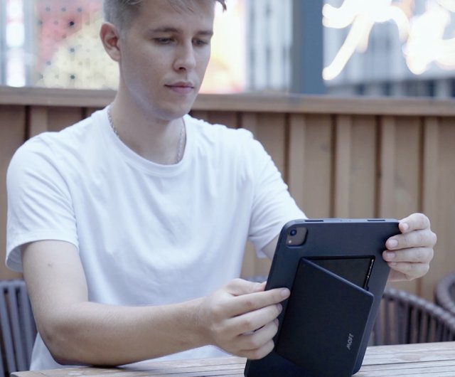 MOFT Float: Invisible Stand&Case For iPad Pro