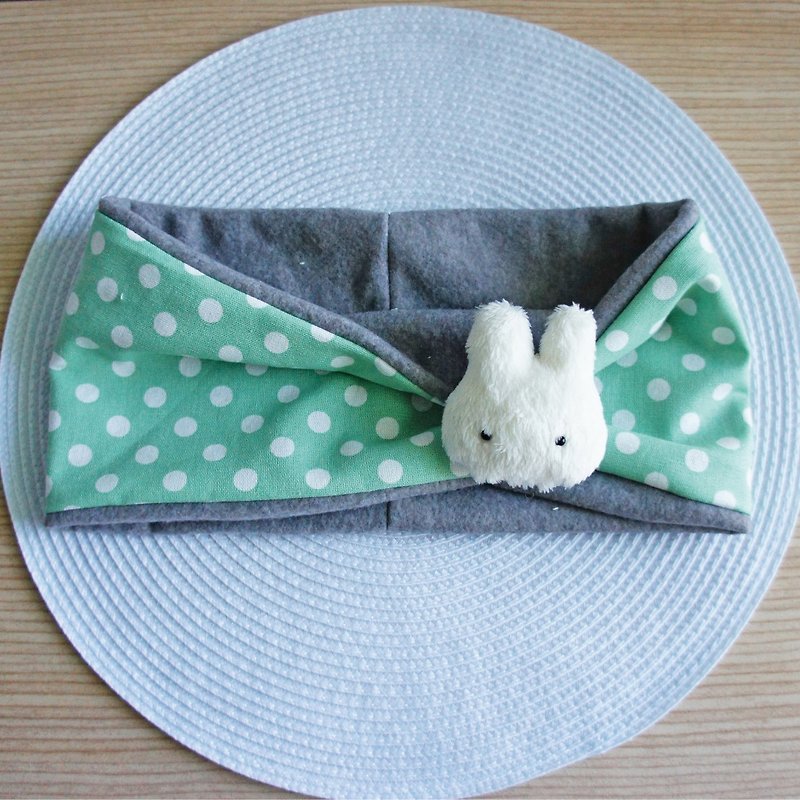 Lovely [Bunny pin bristles bow neck scarf] apple green, winter goods - ผ้าพันคอถัก - ผ้าฝ้าย/ผ้าลินิน สีเขียว