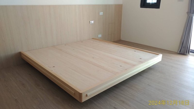 Japanese cypress stain-free floating bed frame - เครื่องนอน - ไม้ สีนำ้ตาล