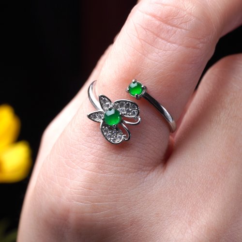 瓔珞珠寶盒 E.L.Jewelry Box 冰綠翡翠蛋面蝴蝶戒指 925純銀鑲嵌 | 天然A貨翡翠 | 送禮
