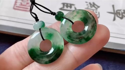 Good Morning Studio 冰種翡翠 天然翡翠 緬甸A玉 頸鏈 • 冰種半山水翡翠平安子母扣
