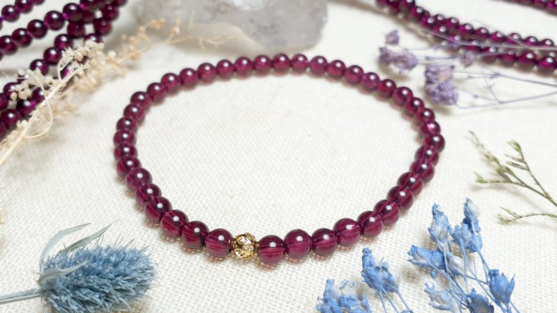 Brazilian beauty. Purple Yawu - Bracelets - Crystal Purple