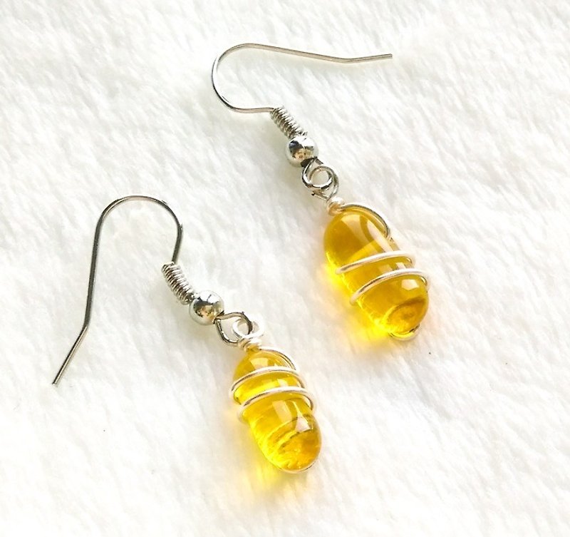 Artistic thread wrap earrings - bright yellow - Earrings & Clip-ons - Glass Yellow