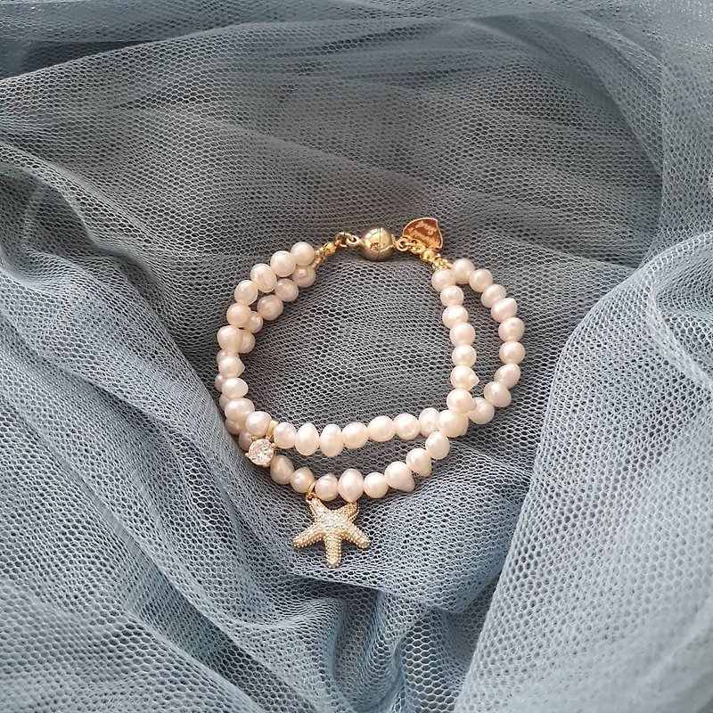 Pearl Charm Bracelet | Double Strings | Magnetic Clasp | Unique Gift - 手鍊/手鐲 - 寶石 白色