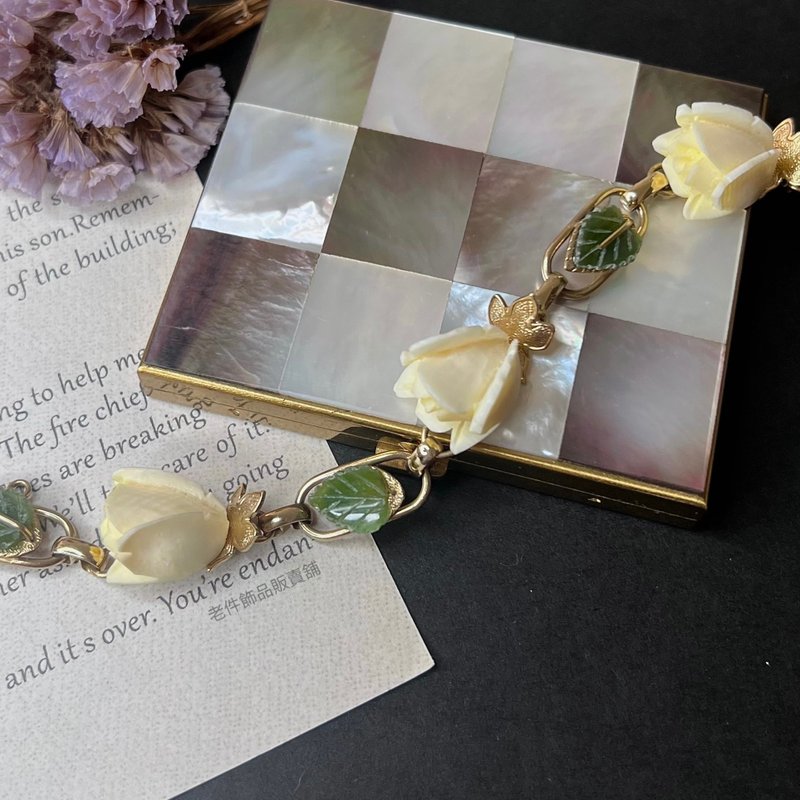 Wells 14K gold-filled white rose jade bracelet - สร้อยข้อมือ - เครื่องประดับ สีเขียว