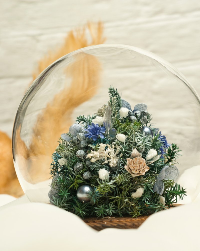 Christmas Series -  Glass Dome Mini Christmas Tree - ช่อดอกไม้แห้ง - พืช/ดอกไม้ สีน้ำเงิน