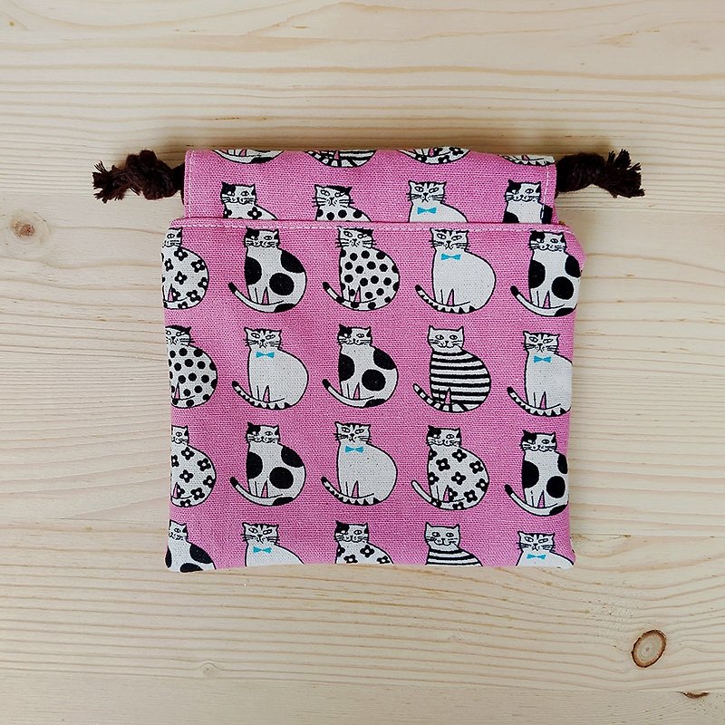 Cool Cat Drawstring Pocket (Small)_Pink - Toiletry Bags & Pouches - Cotton & Hemp Pink