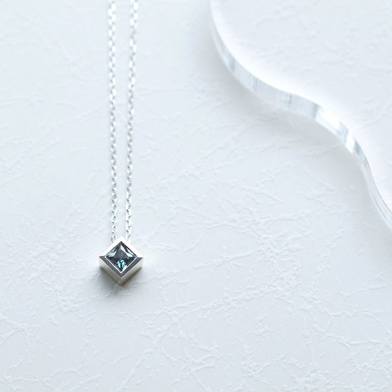 Aquamarine square necklace in Silver 925 - Necklaces - Other Metals Blue