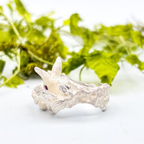 DECO vienya デコヴィーニャ ホワイトうさぎのリング DECOvienya デコヴィーニャ 大きなウサギリング ホワイト｜A