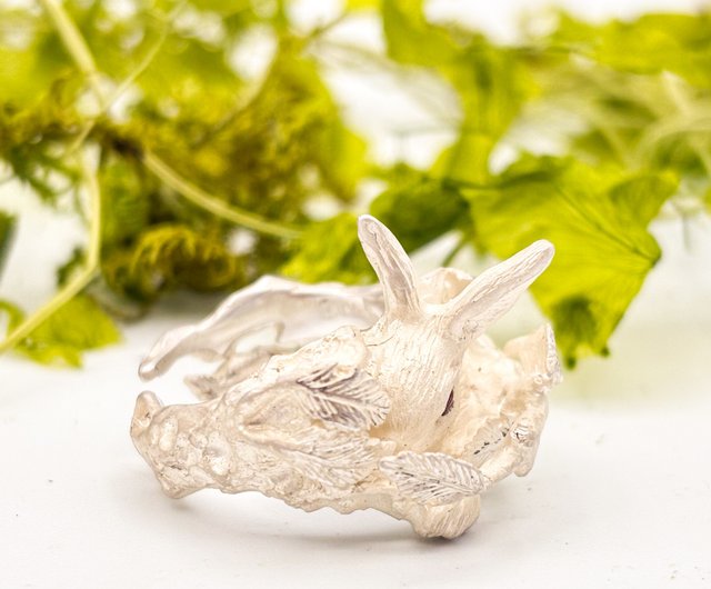 DECO vienya デコヴィーニャ ホワイトうさぎのリング DECOvienya デコヴィーニャ 大きなウサギリング ホワイト｜A